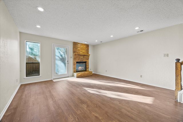 408 S Fannin Street B, Rockwall, TX 75087