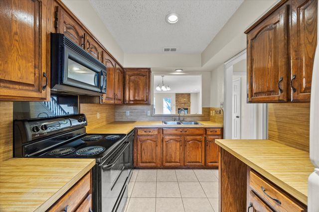 408 S Fannin Street B, Rockwall, TX 75087
