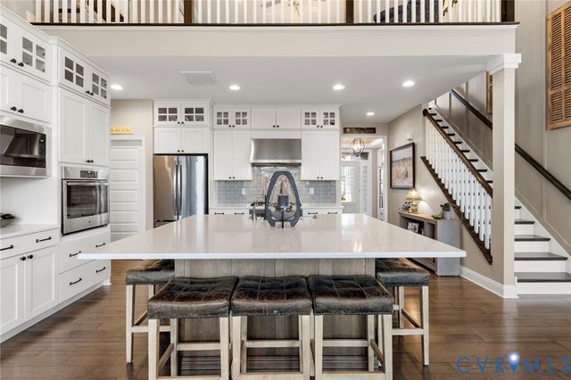 17807 Silverthread Ter, Moseley, VA 23120