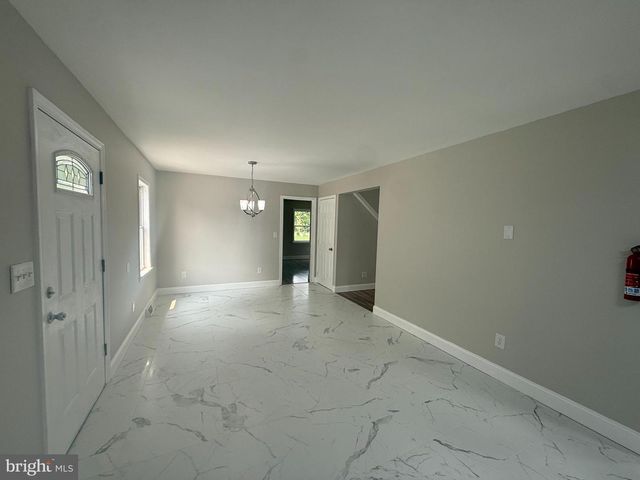 310 MADISON AVE, Newfield, NJ 08344