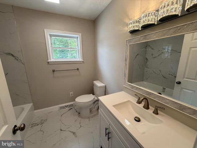 310 MADISON AVE, Newfield, NJ 08344