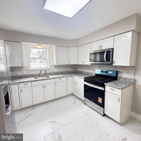 310 MADISON AVE, Newfield, NJ 08344