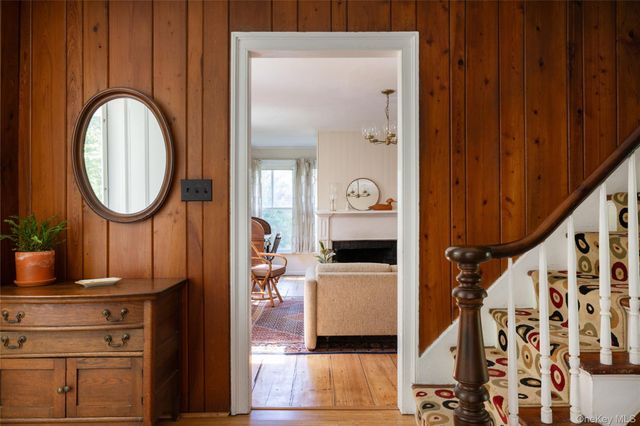 181 Twin Arch Road, Washingtonville, NY 10992