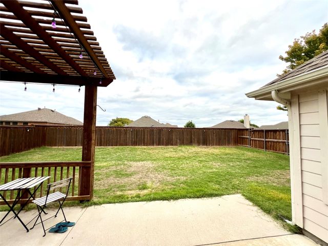 902 Rockton Drive, Wylie, TX 75098