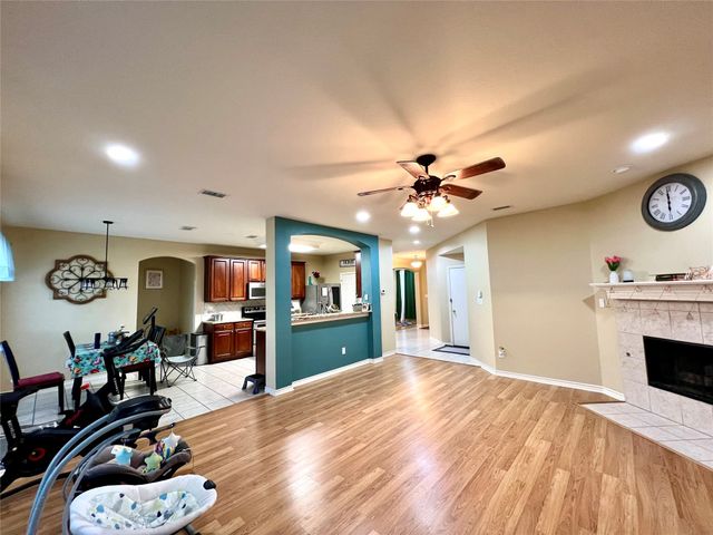 902 Rockton Drive, Wylie, TX 75098