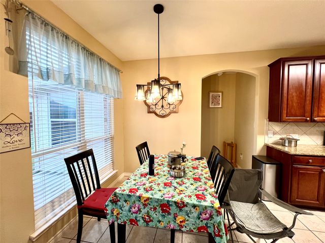 902 Rockton Drive, Wylie, TX 75098