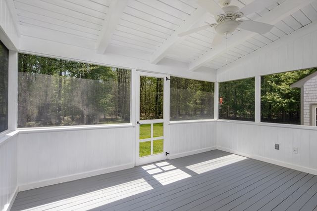 8 Riverbend Ln, Mattapoisett, MA 02739