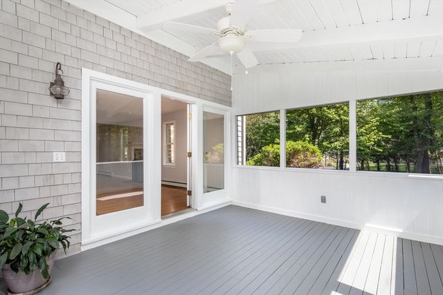 8 Riverbend Ln, Mattapoisett, MA 02739