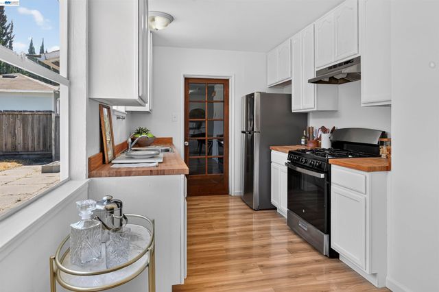 14326 Bradley St, San Leandro, CA 94579