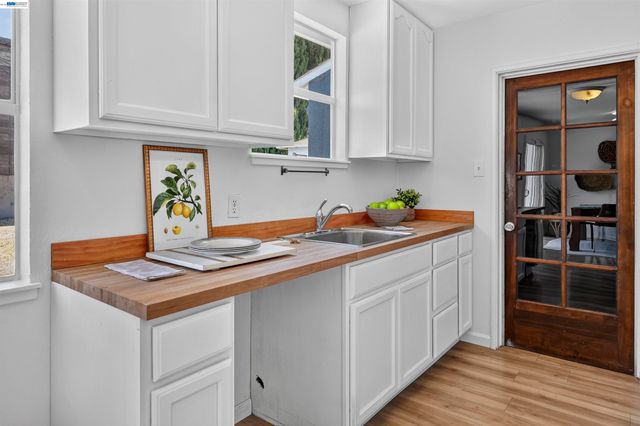 14326 Bradley St, San Leandro, CA 94579