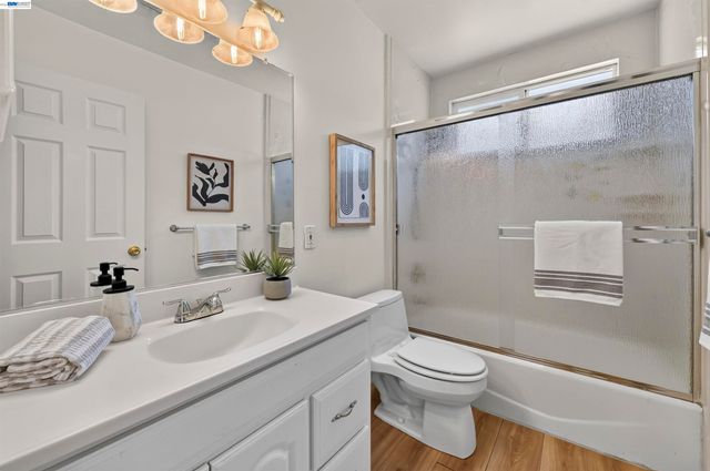 14326 Bradley St, San Leandro, CA 94579