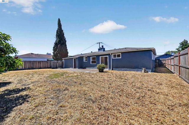 14326 Bradley St, San Leandro, CA 94579