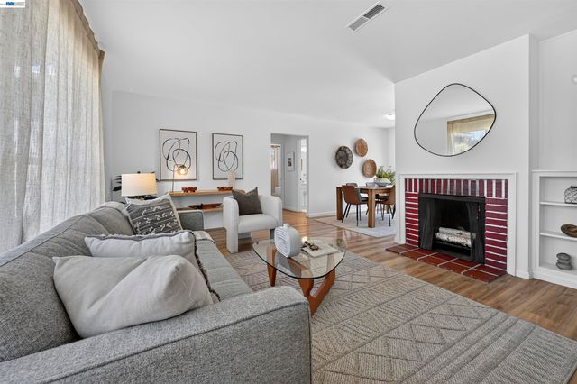 14326 Bradley St, San Leandro, CA 94579