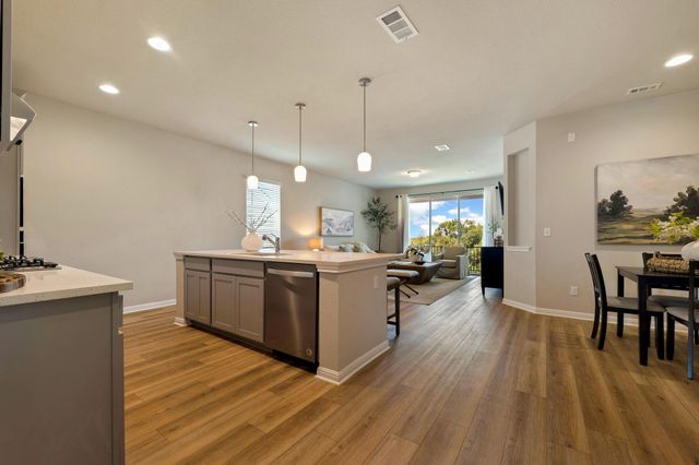 137 Broken Oak DR, Liberty Hill, TX 78642