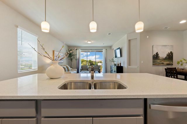 137 Broken Oak DR, Liberty Hill, TX 78642