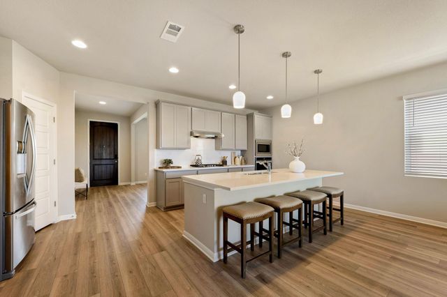 137 Broken Oak DR, Liberty Hill, TX 78642