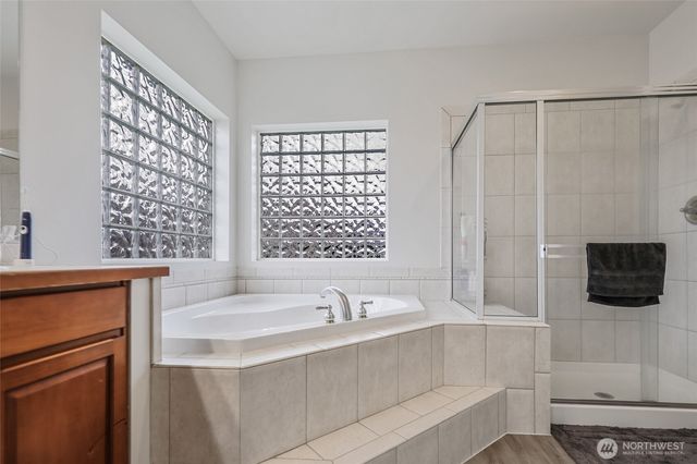 24524 SE 278th Street, Maple Valley, WA 98038