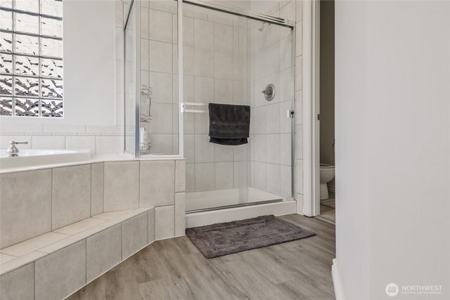 24524 SE 278th Street, Maple Valley, WA 98038