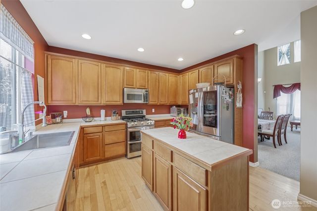 24524 SE 278th Street, Maple Valley, WA 98038