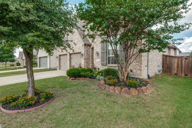 909 Hubbard Creek Trail, Mckinney, TX 75071