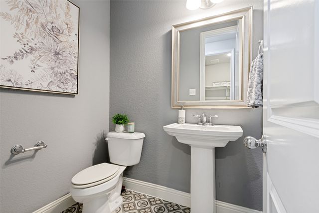 909 Hubbard Creek Trail, Mckinney, TX 75071