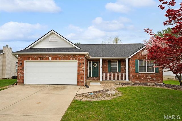 712 Slippery Rock Drive, Edwardsville, IL 62025