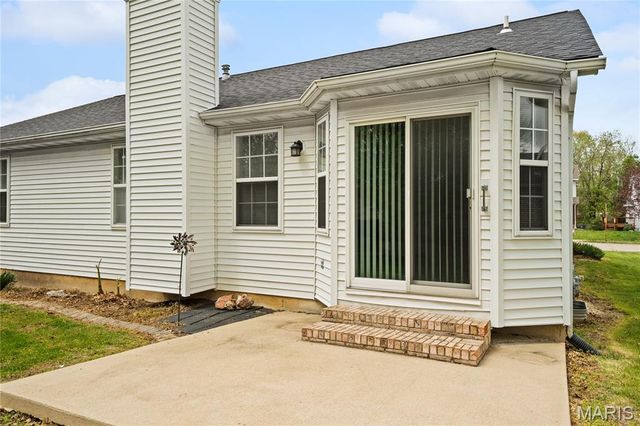 712 Slippery Rock Drive, Edwardsville, IL 62025