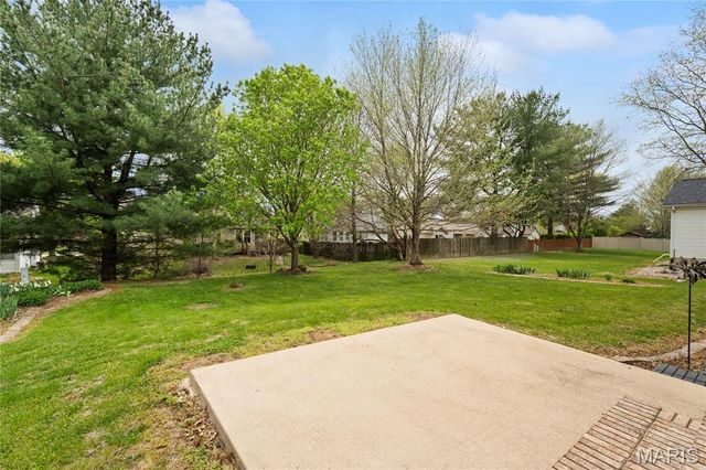 712 Slippery Rock Drive, Edwardsville, IL 62025