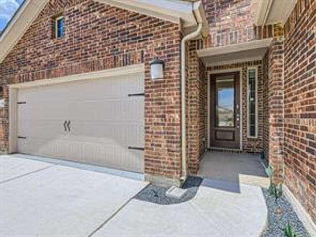 608 Sixpence LN, Georgetown, TX 78628