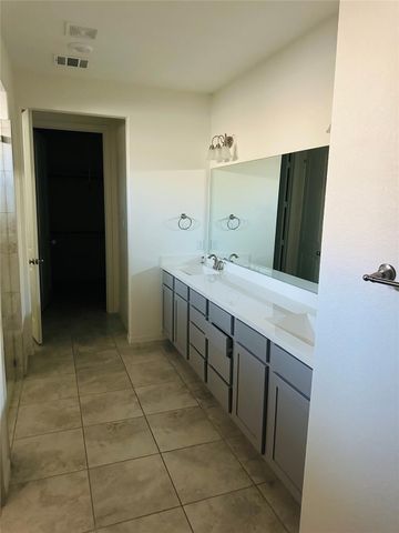 608 Sixpence LN, Georgetown, TX 78628