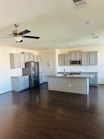 608 Sixpence LN, Georgetown, TX 78628