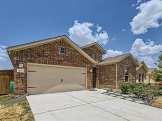 608 Sixpence LN, Georgetown, TX 78628