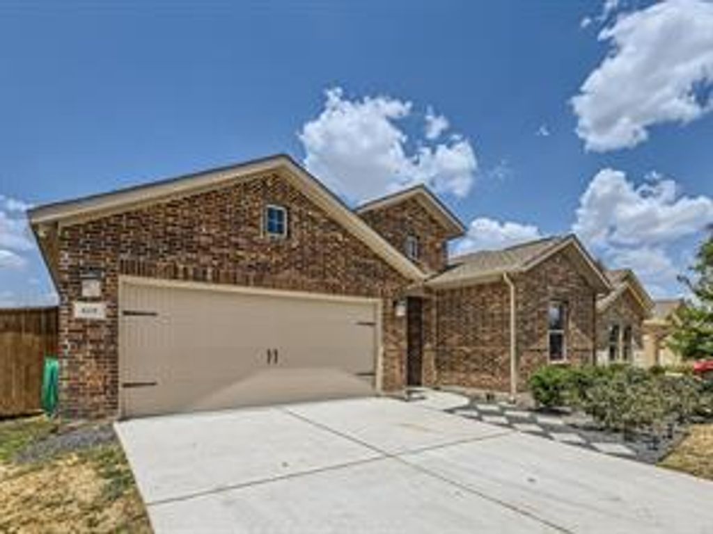 608 Sixpence LN, Georgetown, TX 78628