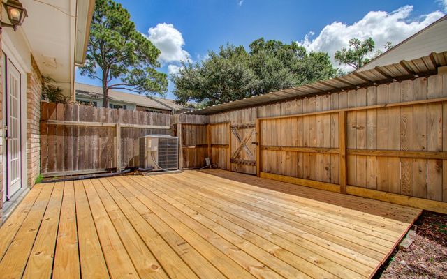 1334 Country Place Drive, Houston, TX 77079