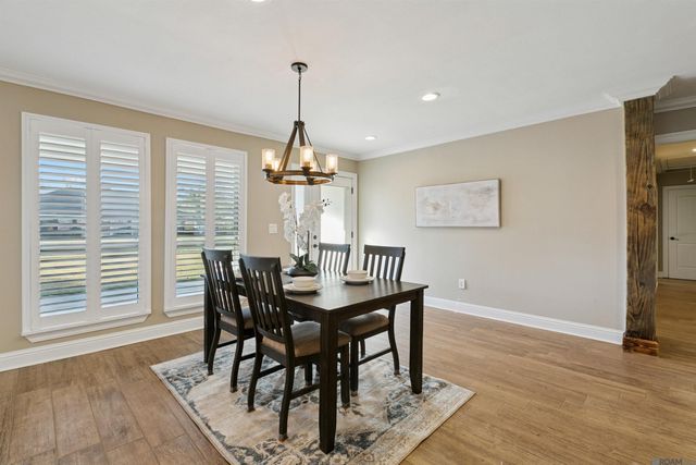 12265 Parkwood Dr, Baton Rouge, LA 70815