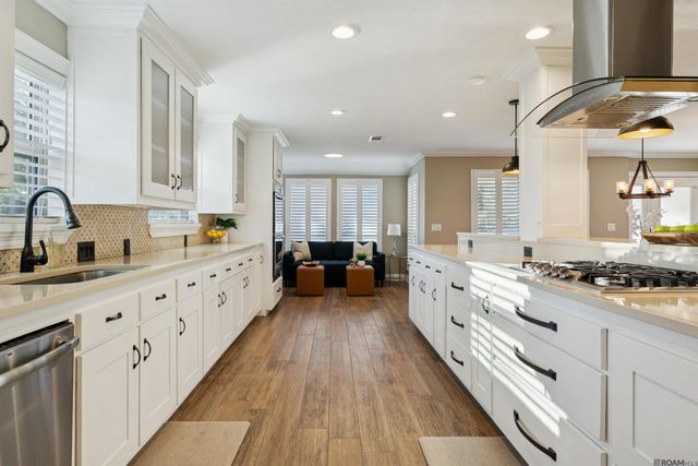 12265 Parkwood Dr, Baton Rouge, LA 70815