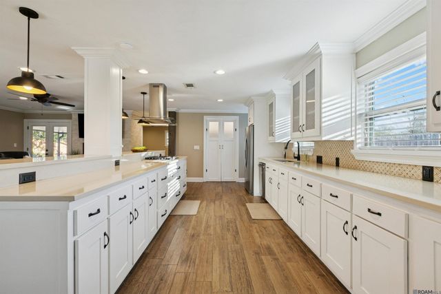 12265 Parkwood Dr, Baton Rouge, LA 70815