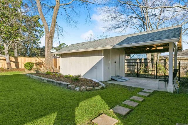 12265 Parkwood Dr, Baton Rouge, LA 70815