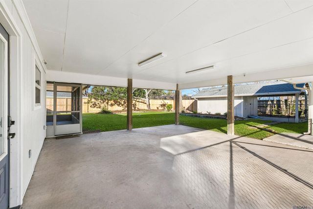 12265 Parkwood Dr, Baton Rouge, LA 70815