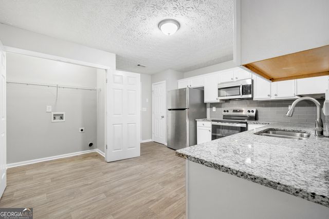 1585 Keystone Drive, Conley, GA 30288