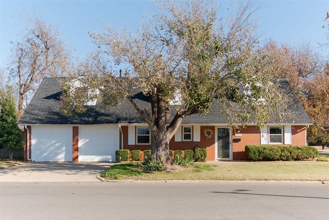 10820 N Victoria Place, Oklahoma City, OK 73120