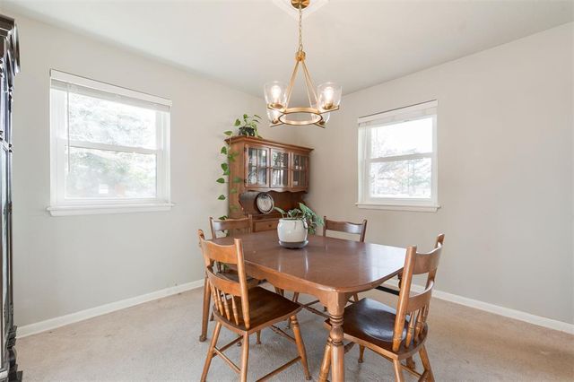 10820 N Victoria Place, Oklahoma City, OK 73120