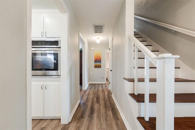 10820 N Victoria Place, Oklahoma City, OK 73120