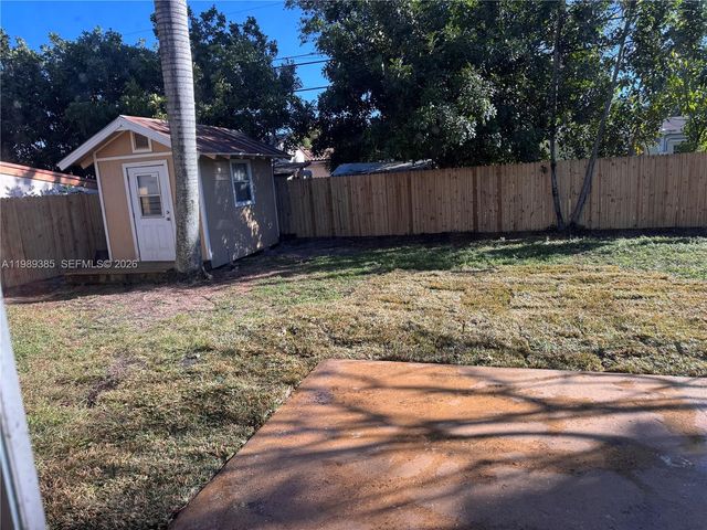 820 SW 26th St, Fort Lauderdale, FL 33315