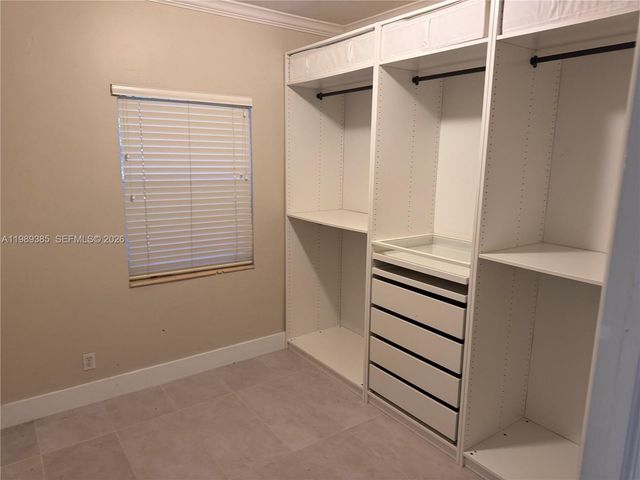 820 SW 26th St, Fort Lauderdale, FL 33315