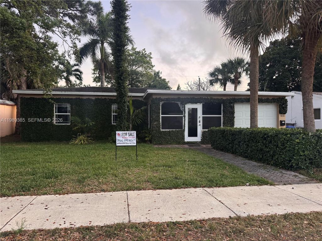 820 SW 26th St, Fort Lauderdale, FL 33315
