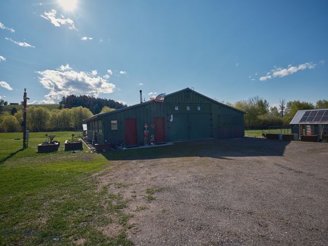 2178 Little Bear Road, Gallatin Gateway, MT 59730