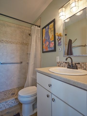 2178 Little Bear Road, Gallatin Gateway, MT 59730