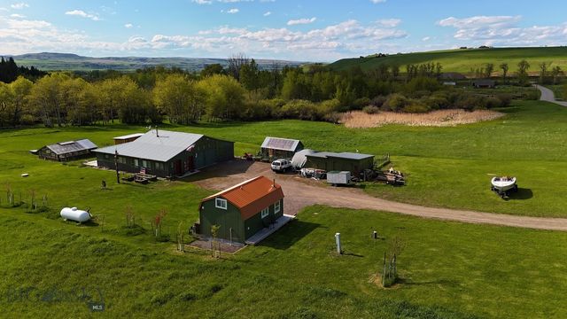 2178 Little Bear Road, Gallatin Gateway, MT 59730