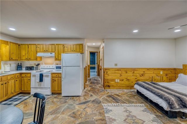 357 Mystic Lane, Blue Ridge, GA 30513